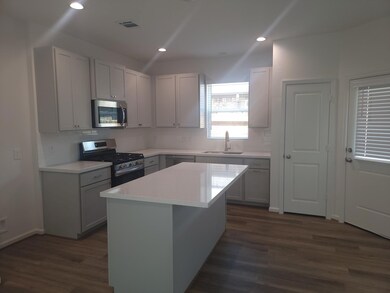 919 Tillman Ln, East Bernard, TX 77435 - photo 3