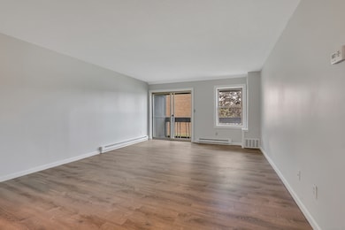 136 Kane St unit B10, West Hartford, CT 06119 - photo 5