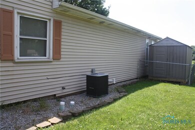 Shed and air conditioning unit