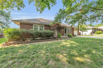 1300 NW Hearnes Ave, Blue Springs, MO 64015 - photo 3