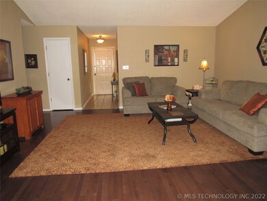 1301 S 29th St, Broken Arrow, OK 74014 - photo 5