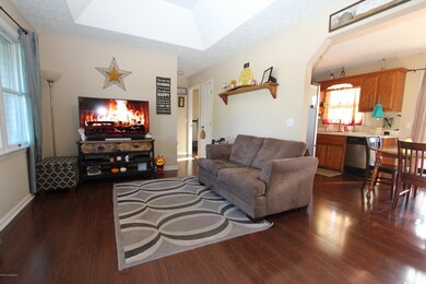 1067 Edgewood Way, Lawrenceburg, KY 40342 - photo 4