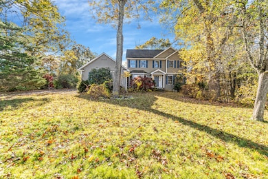 24 Roaring Brook Ln, Shelton, CT 06484 - photo 4