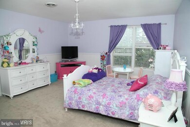 19220 Olde Waterford Rd, Hagerstown, MD 21742 - photo 4