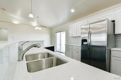 1186 N Knotty Pine Ln, Pueblo West, CO 81007 - photo 4
