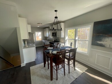 1113 McDonald Ave, Aurora, IL 60506 - photo 4