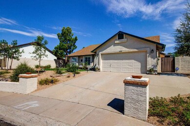 1456 E Wickieup Ln, Phoenix, AZ 85024 - photo 5