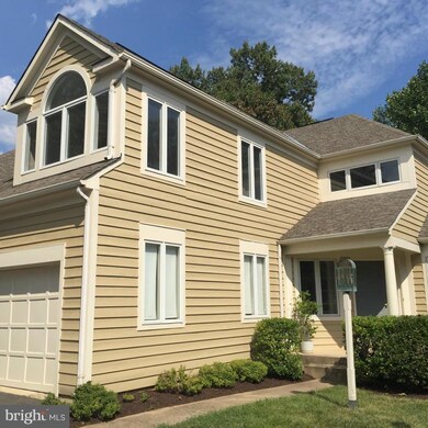 11201 Crossbeam Ct, Reston, VA 20194 - photo 2