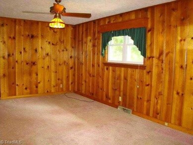 550 Foxfire Rd, Asheboro, NC 27205 - photo 6