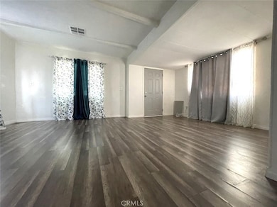 43850 20th St E unit Spc 211, Lancaster, CA 93535 - photo 3