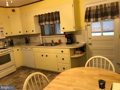 5103 Leesport Ave, Temple, PA 19560 - photo 6