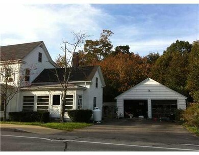 Parking Lot/Garage. Owner s unit...