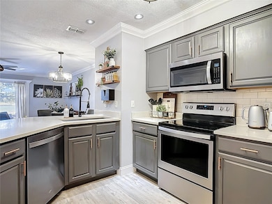 4835 Walden Cir unit B10, Orlando, FL 32811 - photo 6