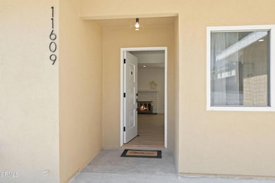11609 Garrick Ave, Sylmar, CA 91342 - photo 6
