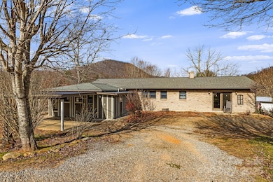 197 Roland Hill Rd, Burnsville, NC 28714 - photo 2