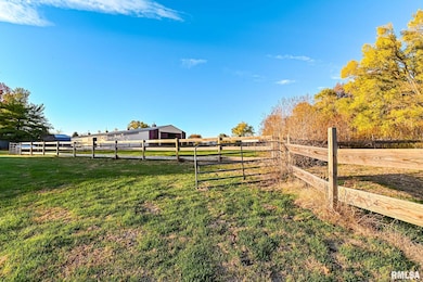 8810 S Mapleton Rd, Mapleton, IL 61547 - photo 7