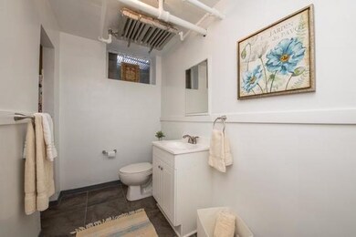 1414 N Sheridan Rd, Waukegan, IL 60085 - photo 7