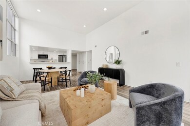 850 S Shenandoah St unit 301, Los Angeles, CA 90035 - photo 4