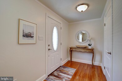 2029 Brooks Square Place, Falls Church, VA 22043 - photo 3