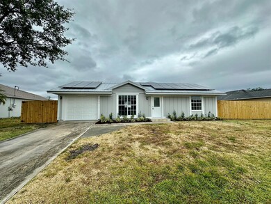 2061 SW Burman Ln, Port Saint Lucie, FL 34984 - photo 2
