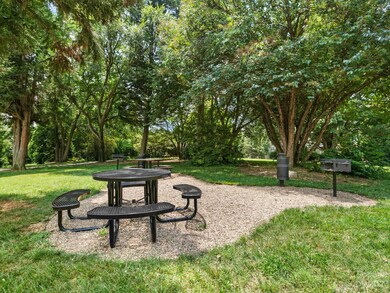 626 Appeldoorn Cir unit 626, Asheville, NC 28803 - photo 6