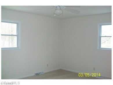 2nd Bedroom.