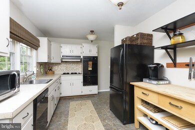 424 Highmeadow Rd, Reisterstown, MD 21136 - photo 6