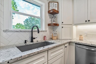 15101 County Road 2215, Tyler, TX 75707 - photo 5