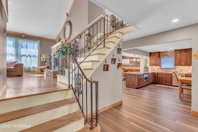 19 Meadowbrook Dr, Howell, NJ 07731 - photo 5