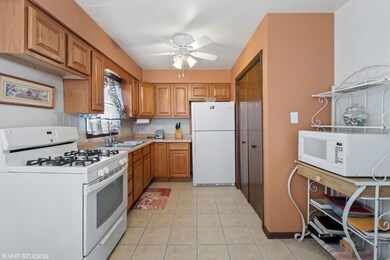 4057 Russet Way, Country Club Hills, IL 60478 - photo 4