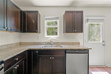 631 Carlton Pointe Dr, Palmetto, GA 30268 - photo 3