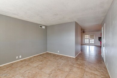 2718 S Rogers unit 1, Mesa, AZ 85202 - photo 5