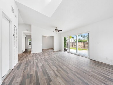 9818 SW 57th St, Cooper City, FL 33328 - photo 3