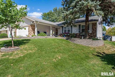 4619 Washington St, Davenport, IA 52806 - photo 2