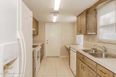 019-photo-kitchen-12224047
