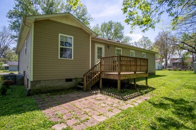 202 W Taylor St, Manchester, TN 37355 - photo 4