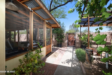 Front House 700