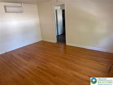 2228 W Allen St unit 1B, Allentown, PA 18104 - photo 3
