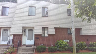 96 Beekman Dr, Agawam, MA 01001 - photo 2