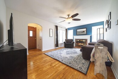 4-web-or-mls-910-nevada-st-se