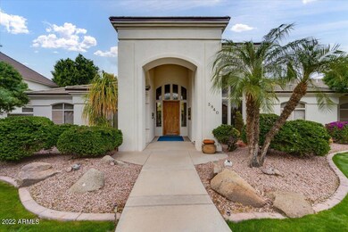 003-Front walkway