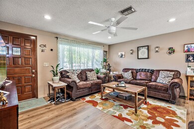 1124 SW Ballinger Dr, Grants Pass, OR 97526 - photo 5