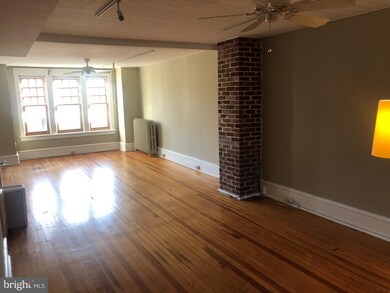 221a Kings Hwy E unit 3RD FLR, Haddonfield, NJ 08033 - photo 4