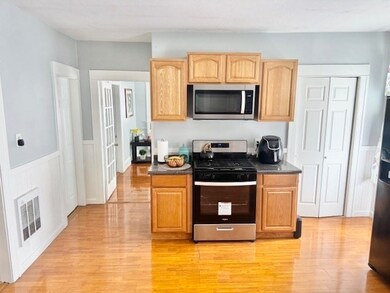 30 Loxwood St unit 3, Worcester, MA 01604 - photo 6
