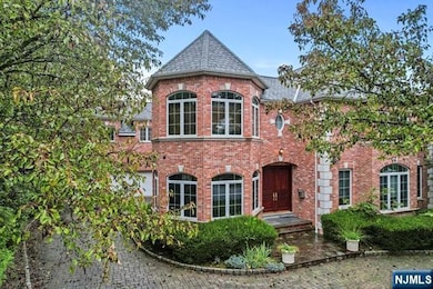 1 Euclid Rd, Fort Lee, NJ 07024 - photo 2