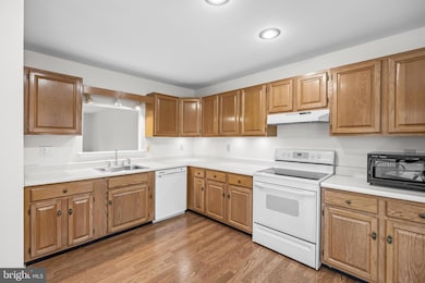 4107A Chadbury Rd, Mount Laurel, NJ 08054 - photo 7