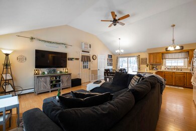 7 Jesse Cir, Sanford, ME 04073 - photo 4