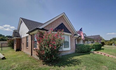 108 Melody Ln, Weatherford, TX 76087 - photo 2