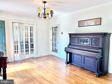 1209 Parcell St, Fredericksburg, VA 22401 - photo 6