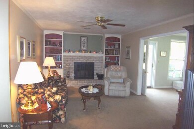 2948 Adams Dr, Chambersburg, PA 17201 - photo 5